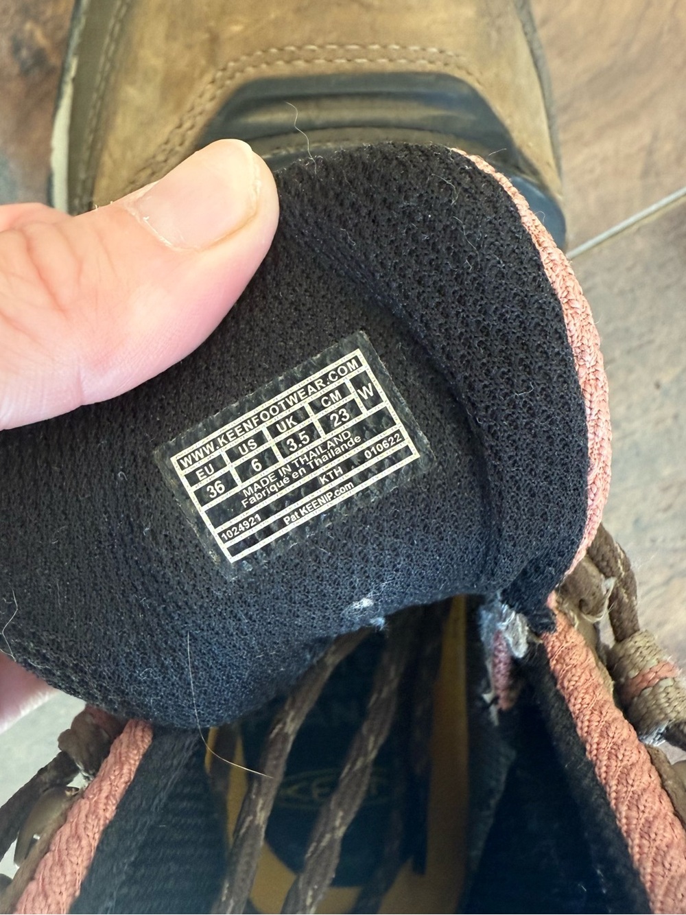 KEEN Brown and Pink Hiking Boots - Picture 5 of 5